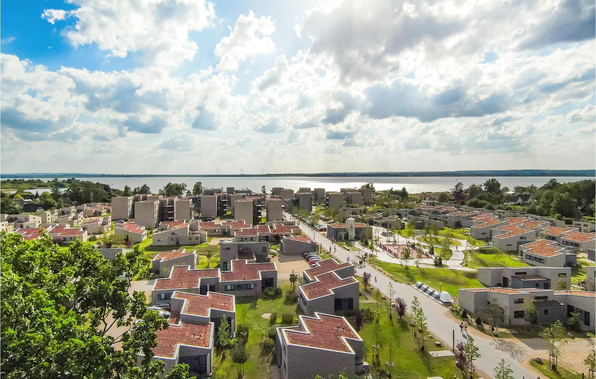 2 Bedroom Gorgeous Home In Lembruch-Duemmer See エクステリア 写真